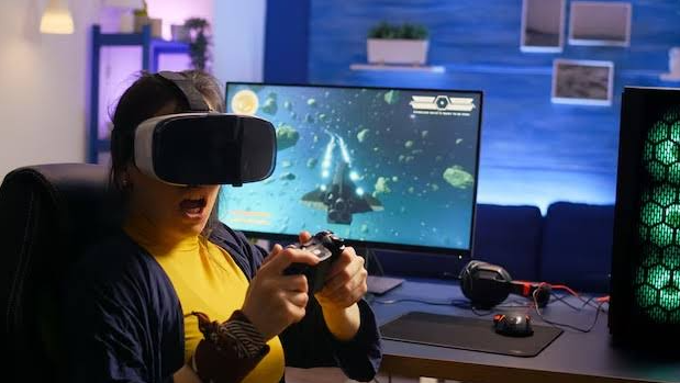 The Technology Behind Real-Time Online Platforms: From Streaming Services To Interactive Gaming