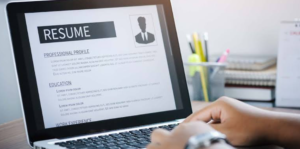 Best Resume Builders of 2026: Top Platforms for Clean, Minimalist Resume Design