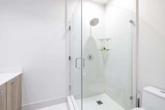 Bright Bathroom Design Ideas That Elevate Style and Everyday Comfort